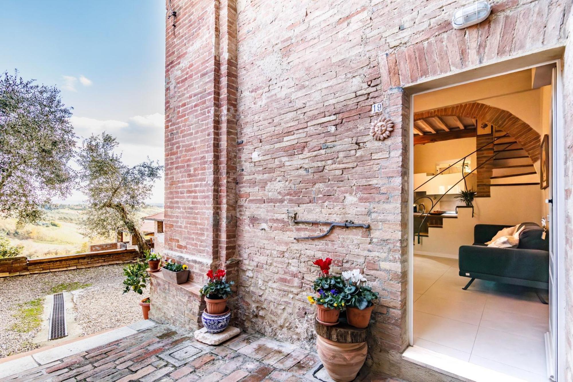 Porta Romana Elegant Apartments With Private Parking! Siena Exteriér fotografie